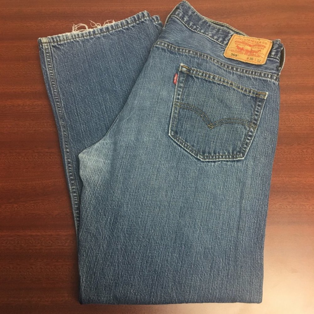 Men's 569 Levi's High Rise Mom Jeans